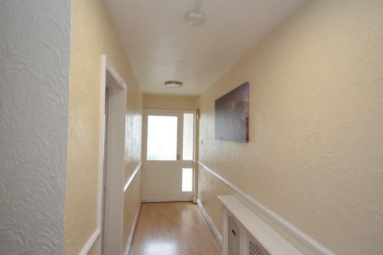 Four Bedroom Townhouse 12 Minutes Walk To Excel Exhibition Centre 런던 외부 사진